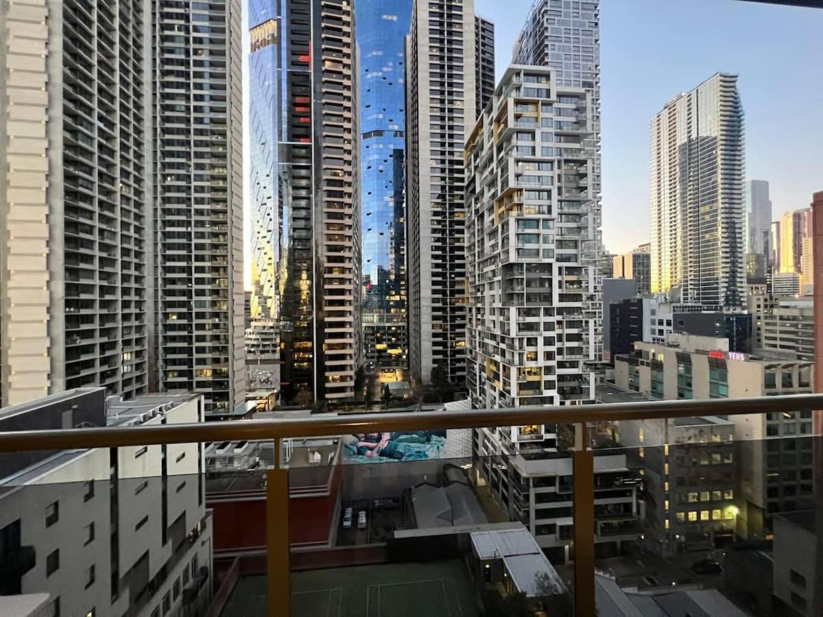 Penthouse Apartment In Melb Cbd Perfect Location Melbourne Exteriör bild